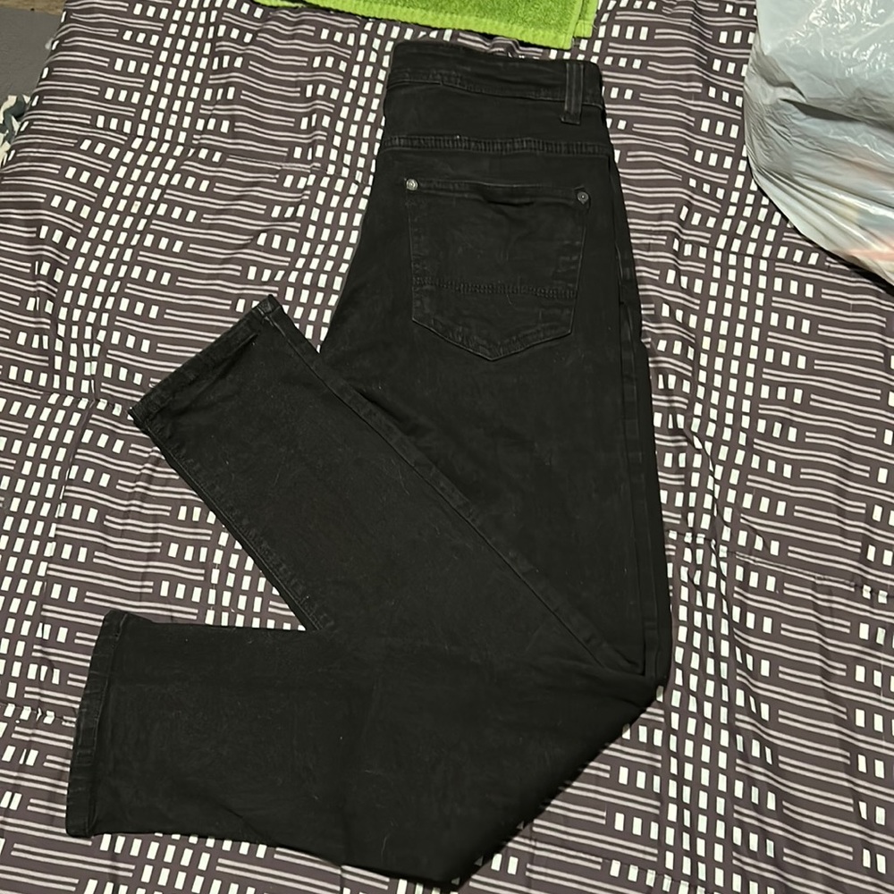Woman’s black jeans